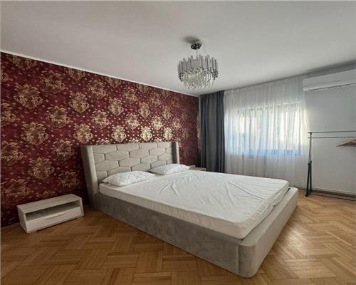 apartament ultracentra l 3 camere renovat 2024| universitate - calea victoriei | Bucuresti