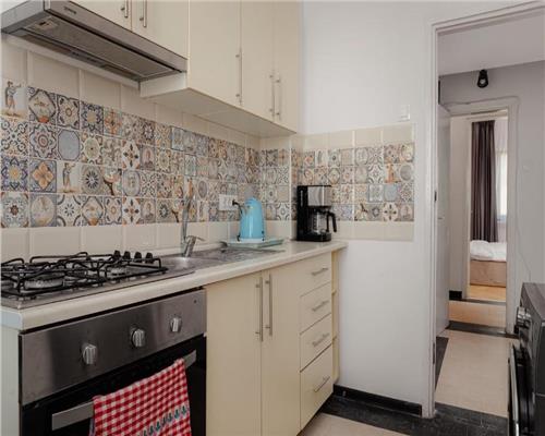 Apartament Ultracentra l 3 camere renovat 2024| Universitate  Calea Victoriei |