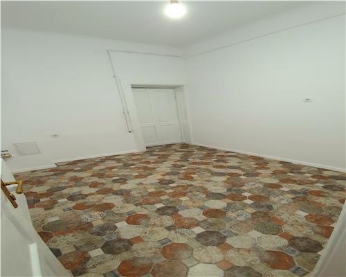 Apartament 4 camere Ultracentral | renovat complet 2020 | boxa la subsol | Romana Ambasada Marii Britanii |