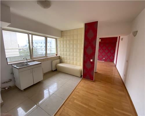 Vanzare apartament 2 camere, Bd Unirii, bloc stradal, etaj 7/9, an 2006, anvelopat, 60mp utili