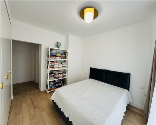 inchiriere apartament 3 camere, TineretuluiParcul Oraselul Copiilor,  situat la intrarea in parc, bloc 2020, etaj 6/12,  dec, 94mp utili, lux