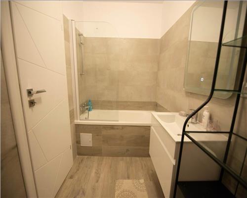 Apartament 2 camere Bd Unirii , bloc nou, elegant,  dec, lift, etj 2, finisaje premium, loc parcare subteran