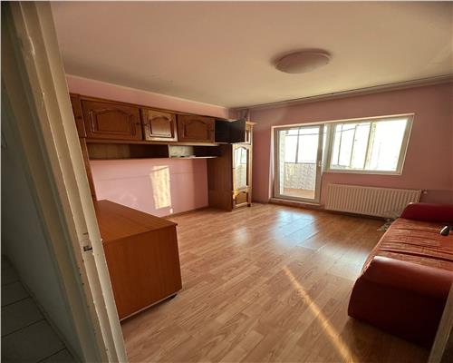 Vanzare apartament 3 camere, Bd 1 Decembrie,  bloc 1986,, stradal, etaj 5,  semidec, 71mp,  2 bai