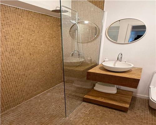 Oferta vanzare apartament 3 camere /mobilat utilat nou/ Calea Vitan// Mihai Bravu